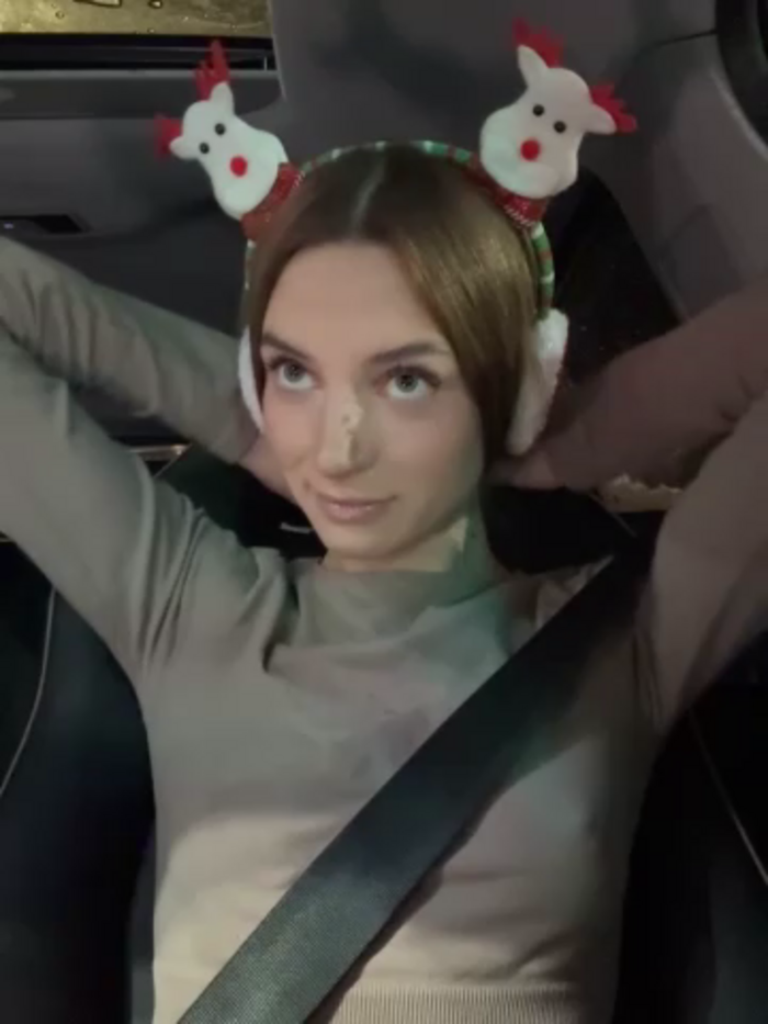 -AngelAri-