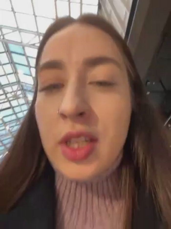 Holly_Play