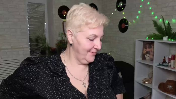 Sandra_Snow
