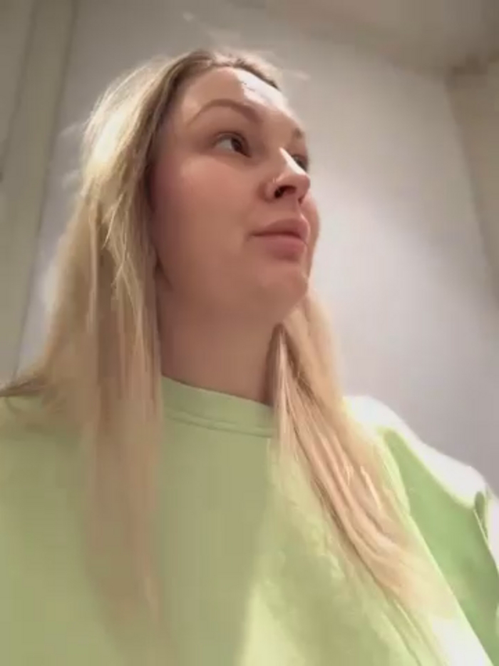 Teya_moon_