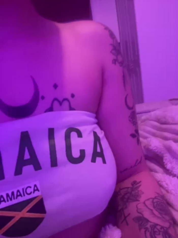 queenlo_xxx