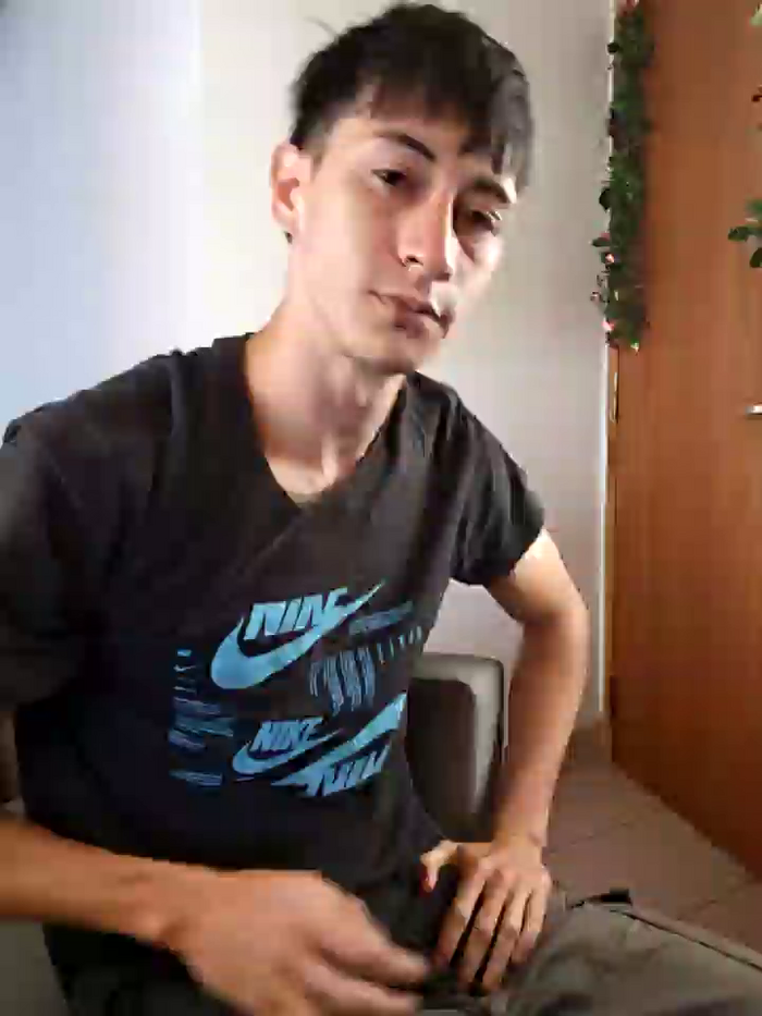 Elnonoykeila77