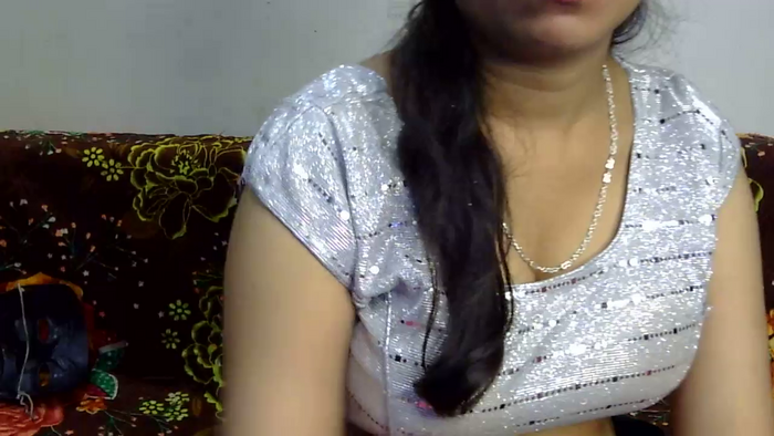 naughty_preeti