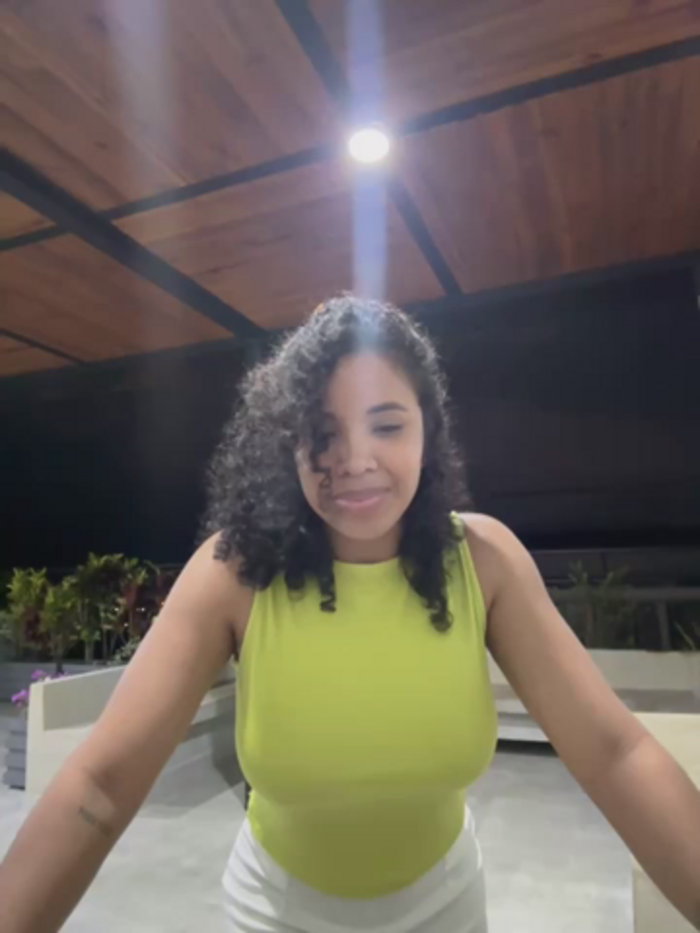 Brunettexio