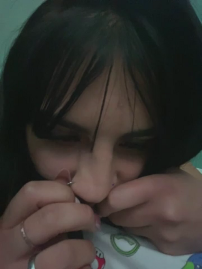 Hilary_pinkk