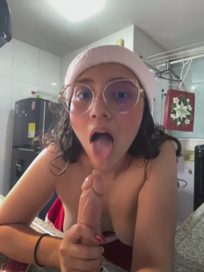 Kay_LustyWife