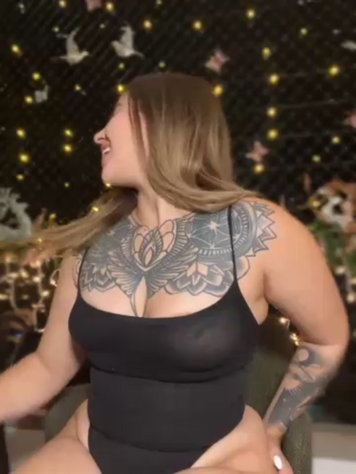 ValerieHilton