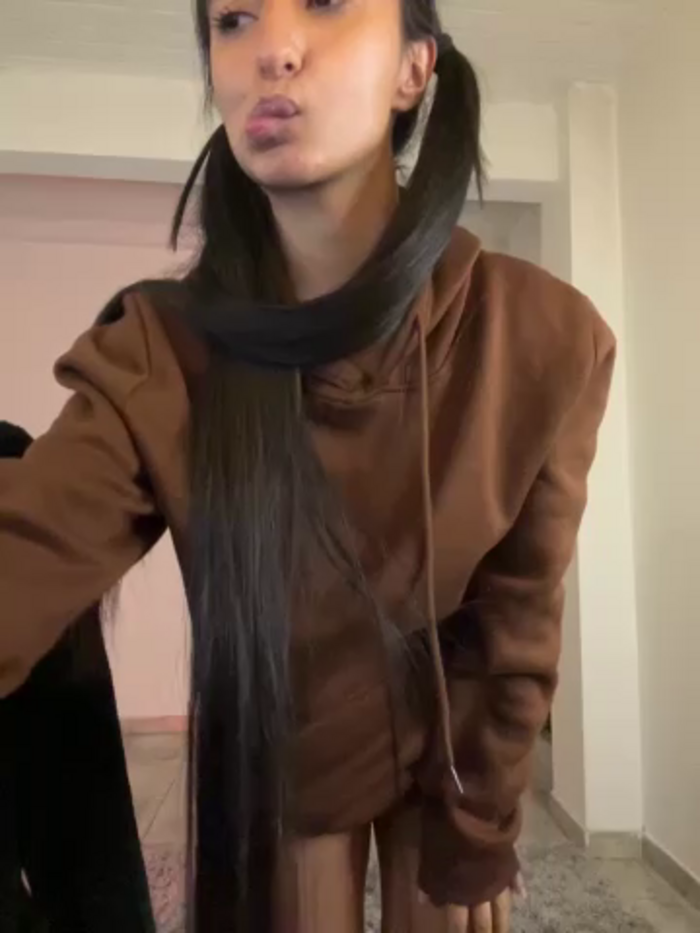 aly_golden_