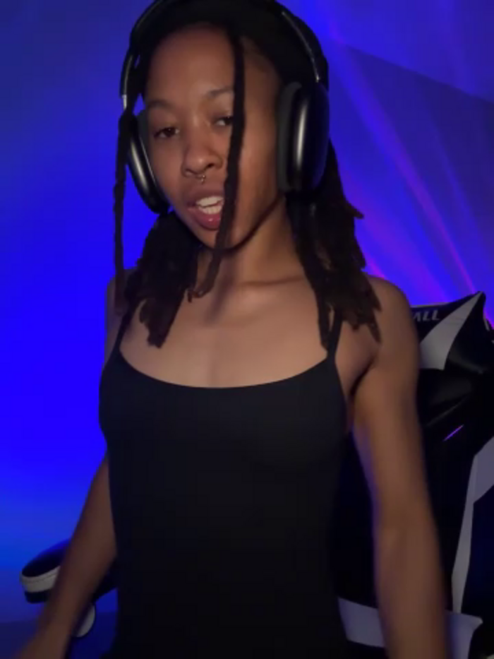 thebrattygoddess