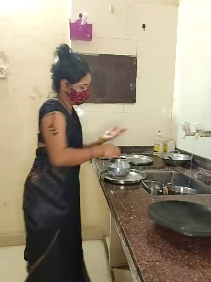 DesiRiya77