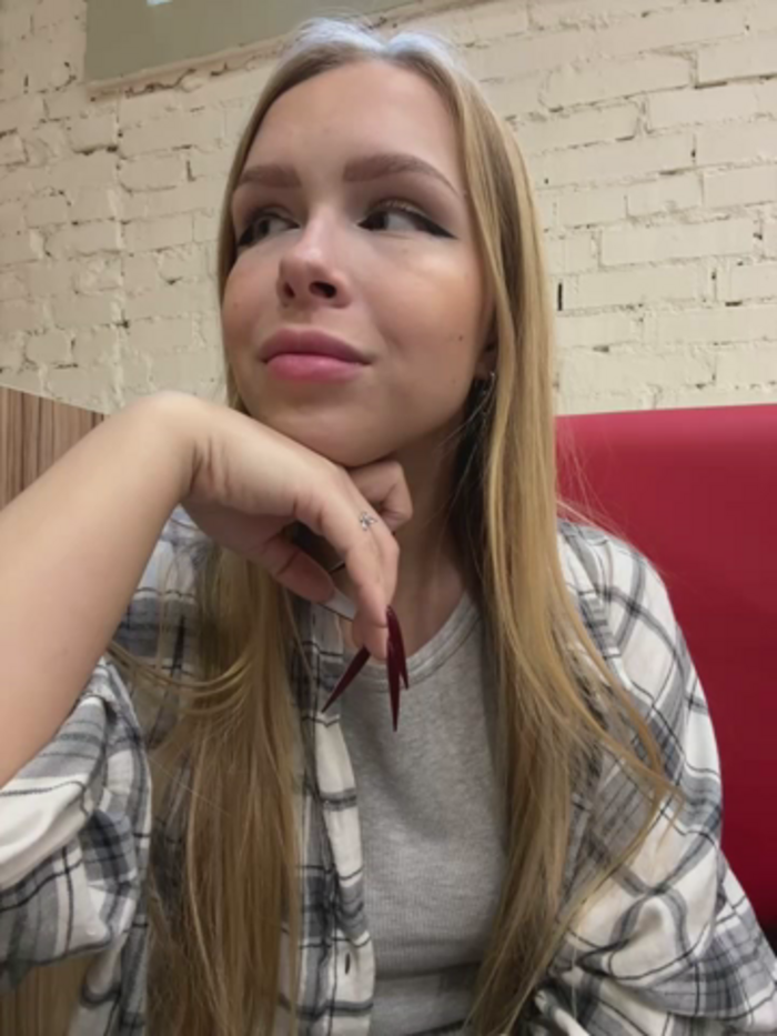 mur_girl