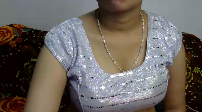 naughty_preeti