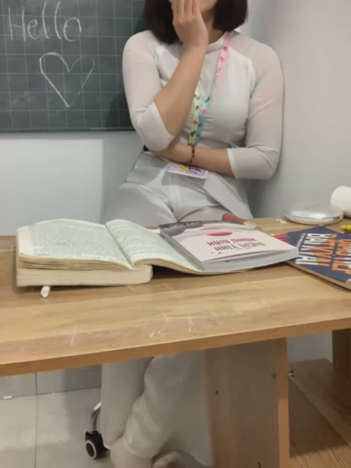 Schoolgirl_6969