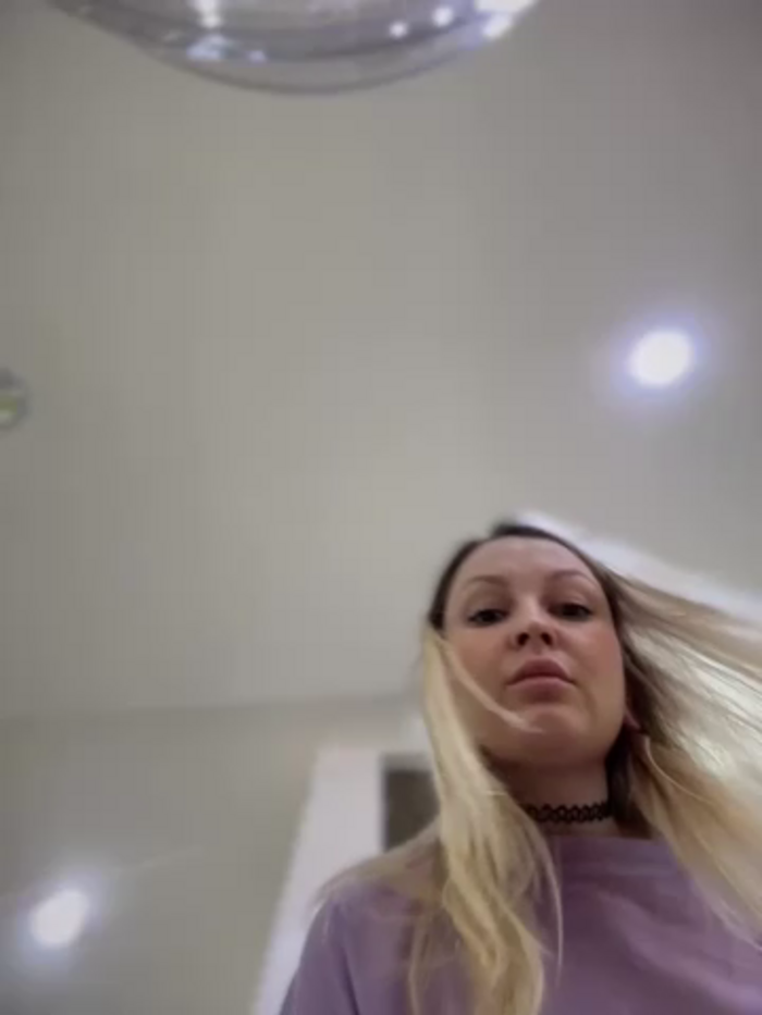 Teya_moon_