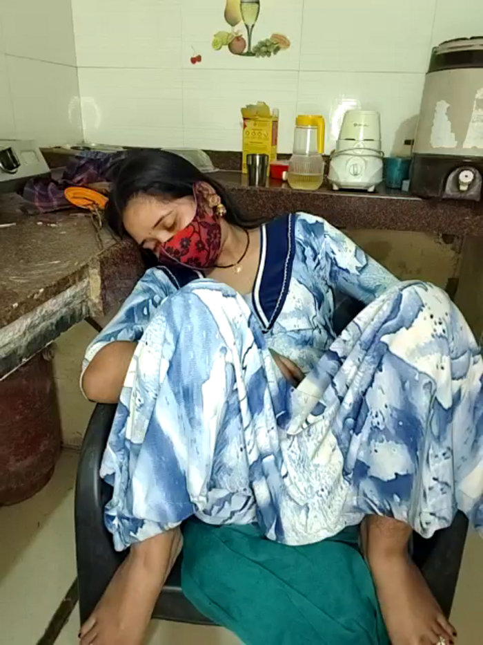 DesiRiya77