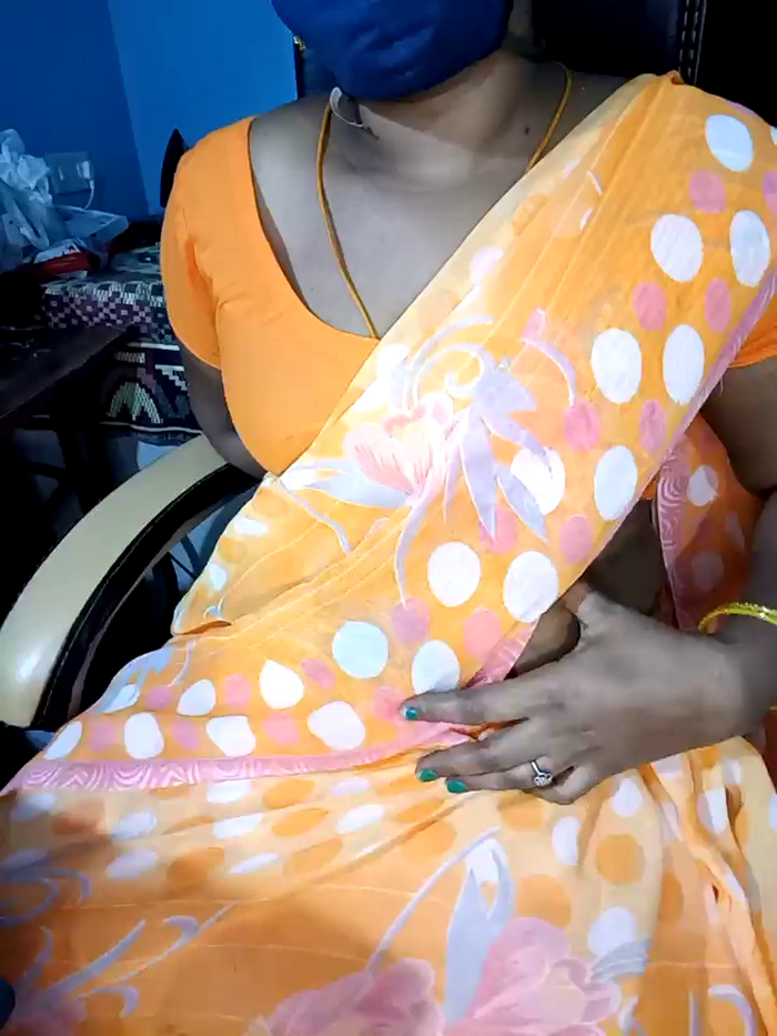 Tamil-hotwife