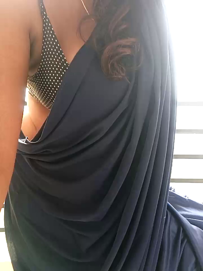 kaamuk_shweta