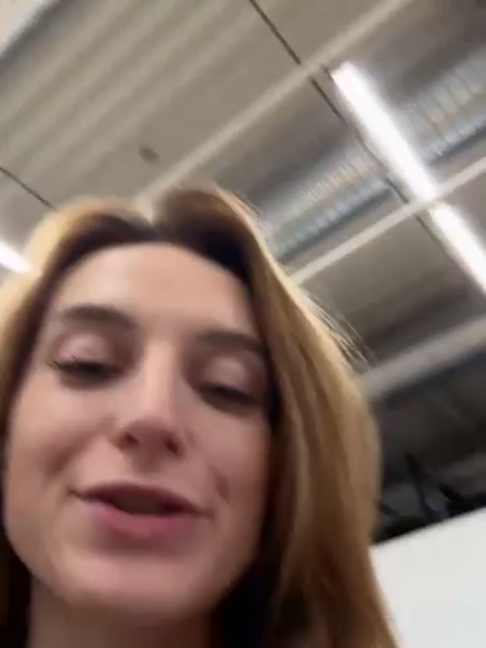 -AngelAri-