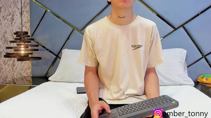 amber_tonny25