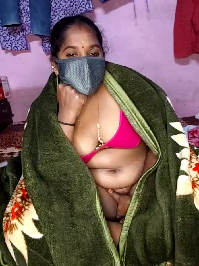 tamilvillagecouple1