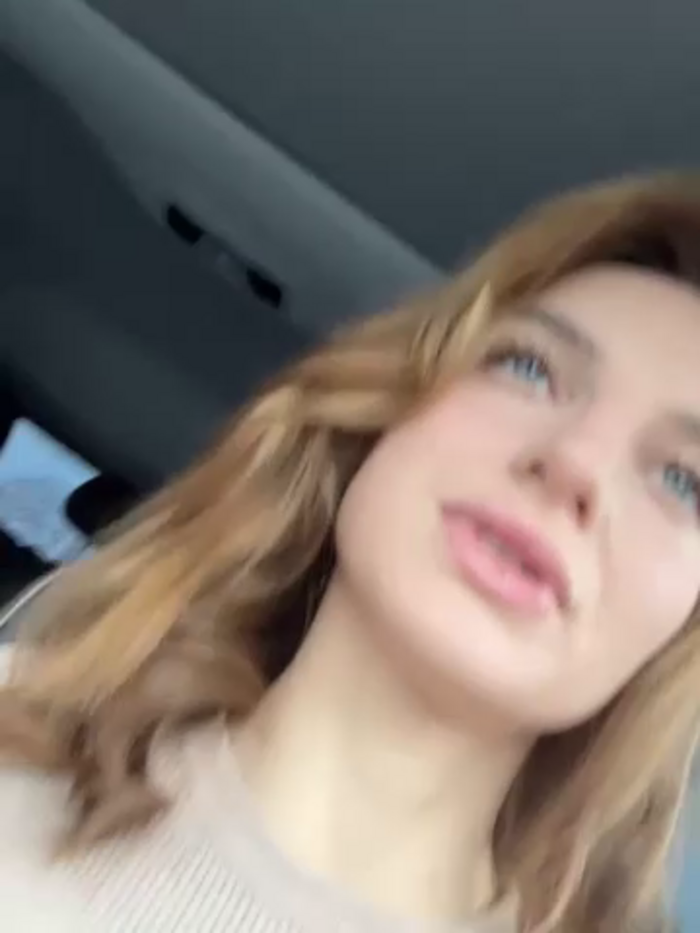 -AngelAri-