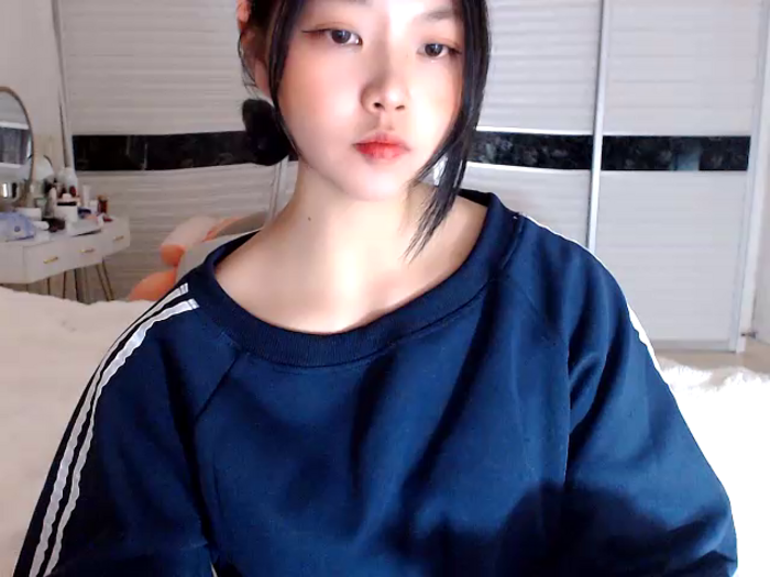 -Lucky_Girl