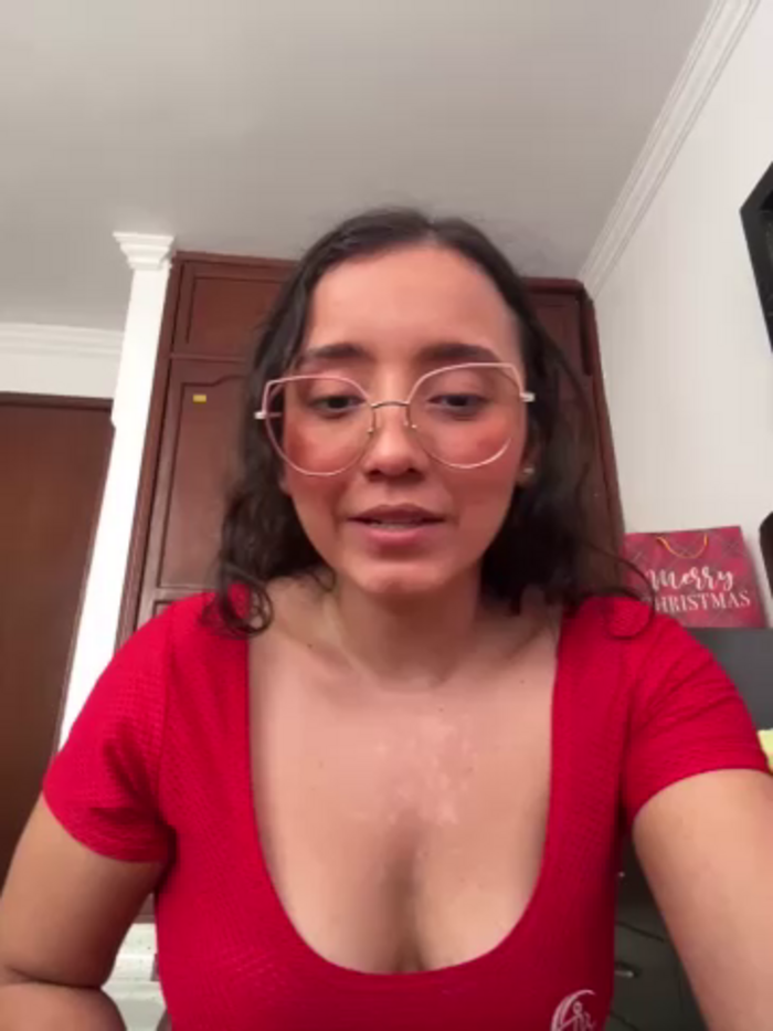 Kay_LustyWife