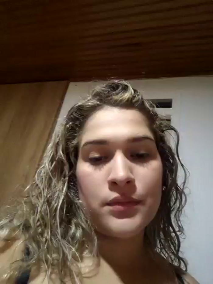 Sara_smiiith211