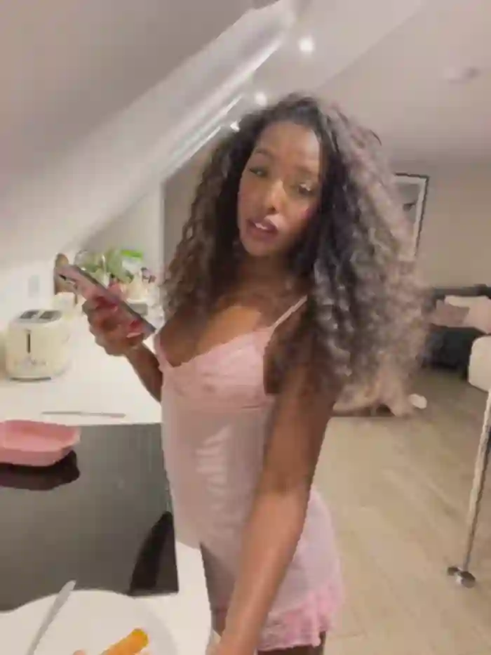 2024/12/27/stripchat-princesslola666-17-12-39