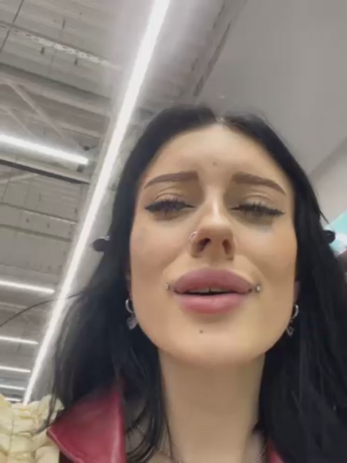 Melissa_crazy