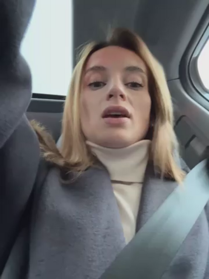 -AngelAri-