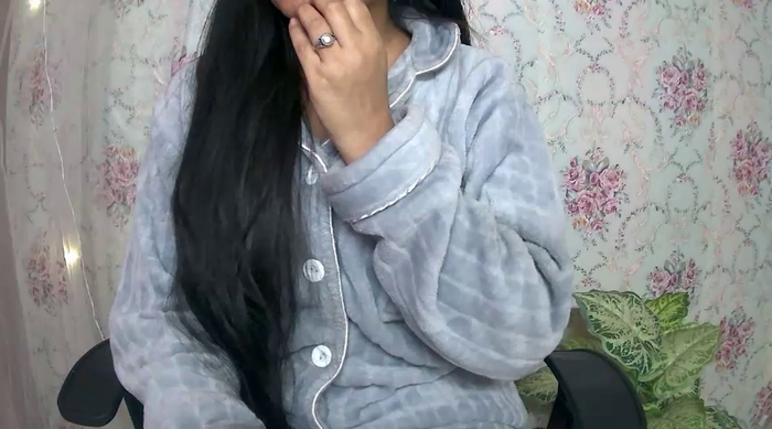 LusciousEyess