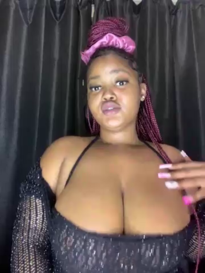 Nikki_Hearts