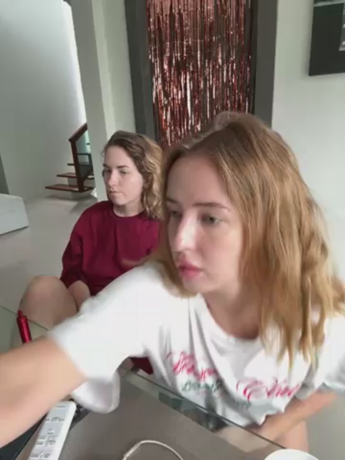 Nura_n_Sarah