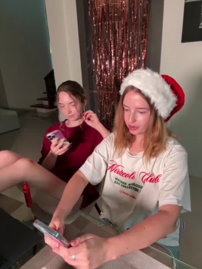 Nura_n_Sarah