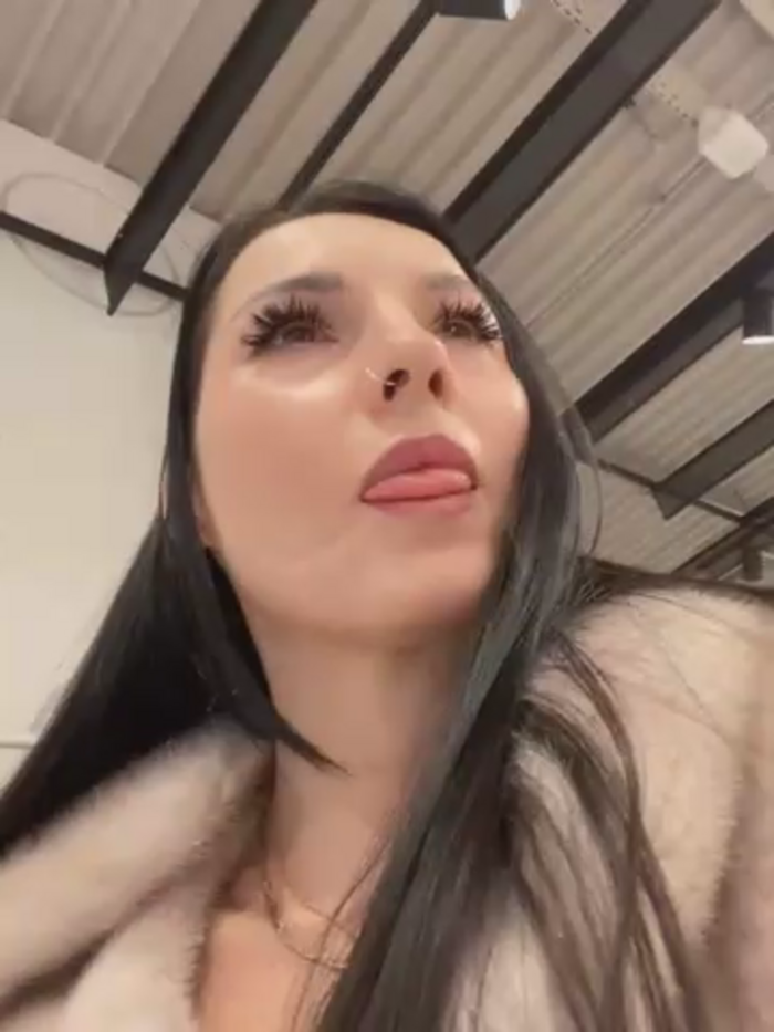 Roxana-Sexy