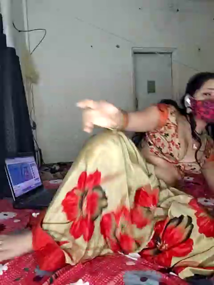 DesiRiya77