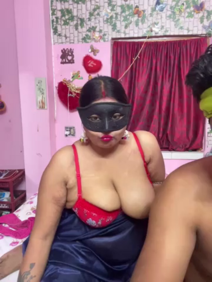 Naughty_hot_Rose
