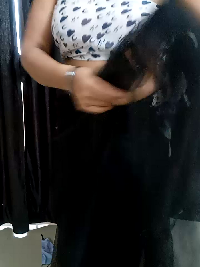 kaamuk_shweta