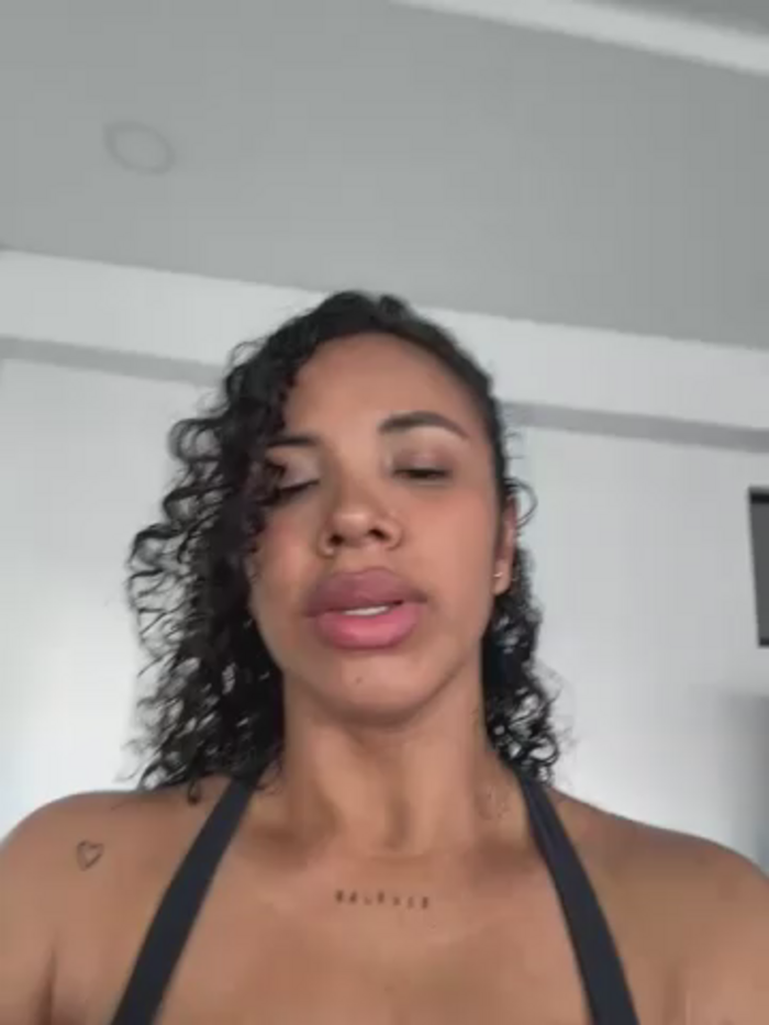 Brunettexio