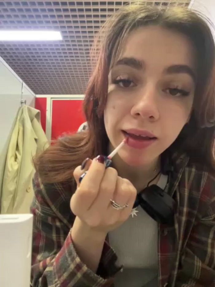 Lily__Belle