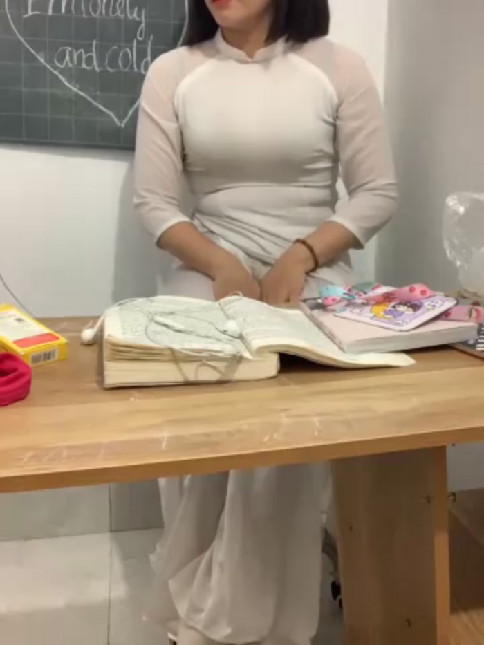 Schoolgirl_6969