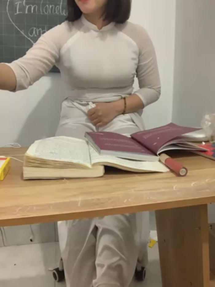 Schoolgirl_6969