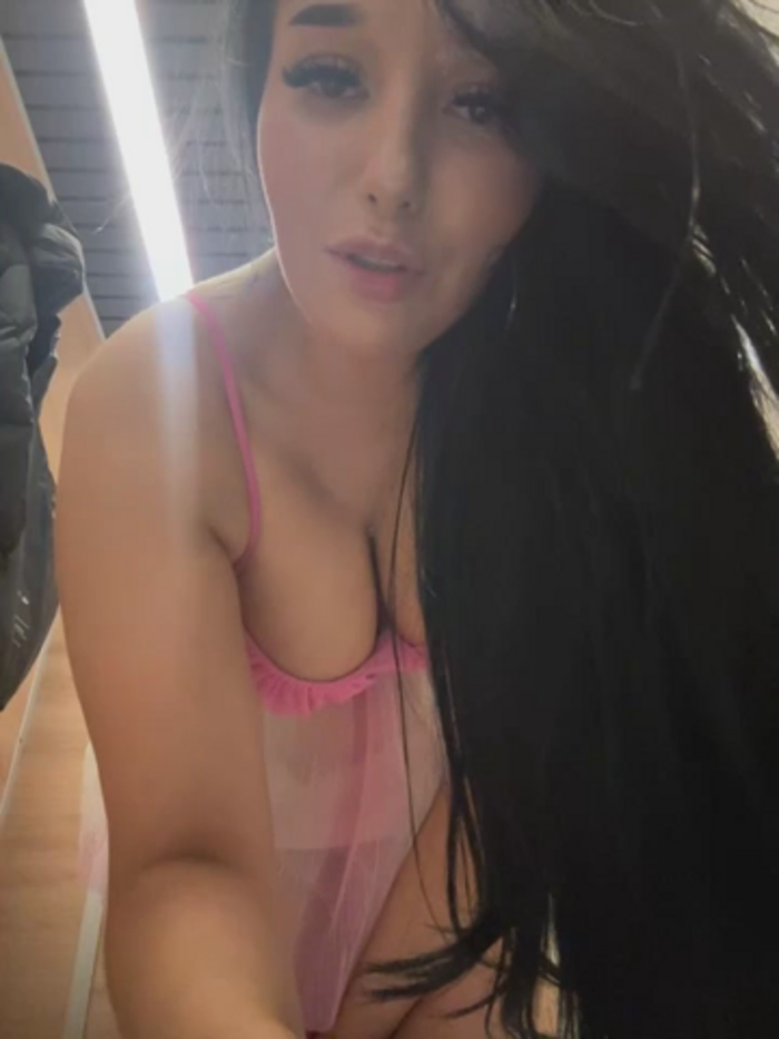 Tisha_Busty