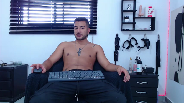 KinkyAllisonSub