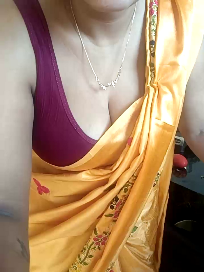 kaamuk_shweta