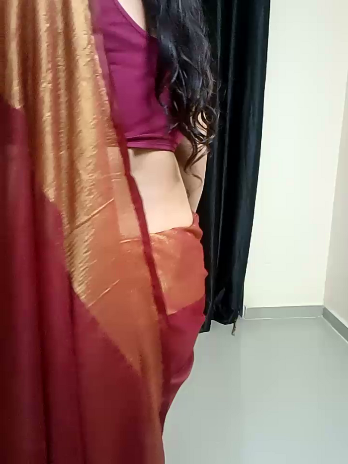 kaamuk_shweta