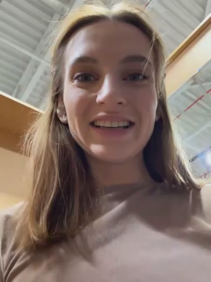 -AngelAri-