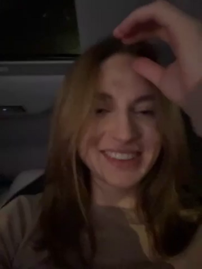 -AngelAri-