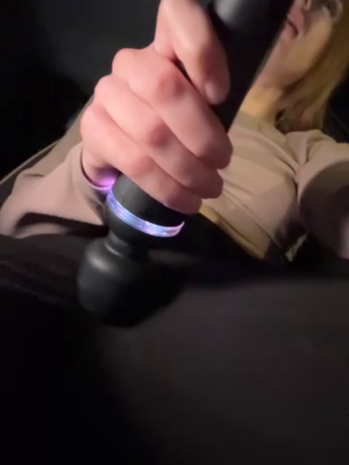 -AngelAri-